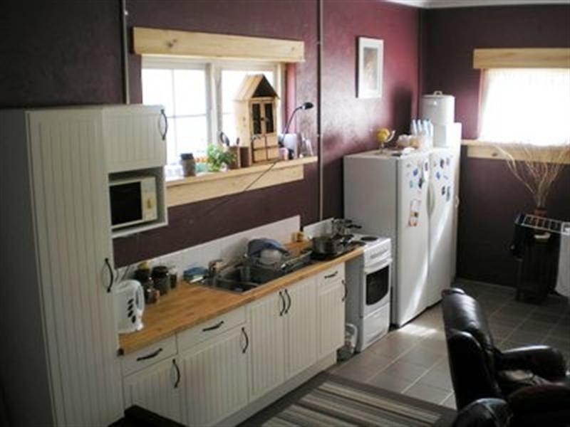 11 Warren Road, Nannup WA 6275