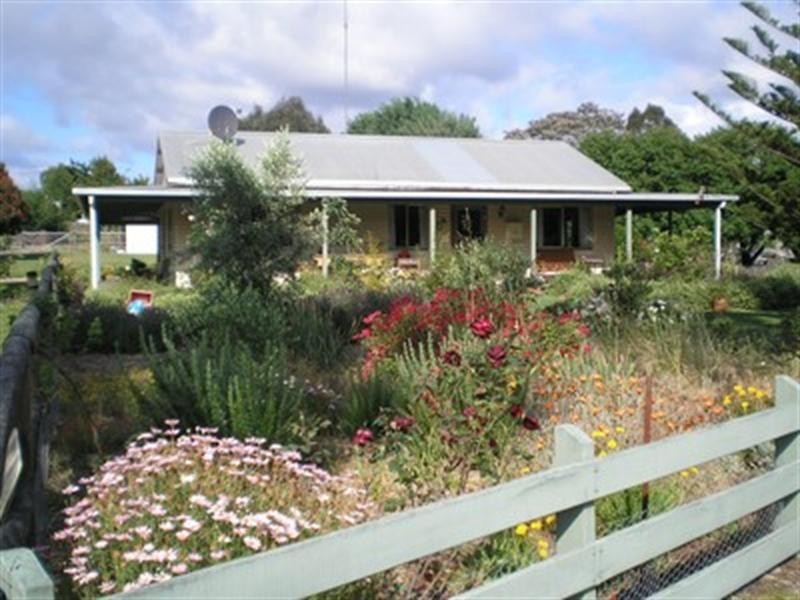 48 Grange Rd Nannup, Nannup WA 6275