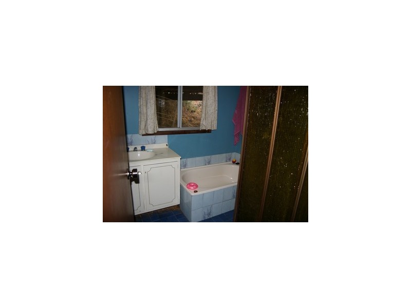 52 Dunnet Road, Nannup WA 6275