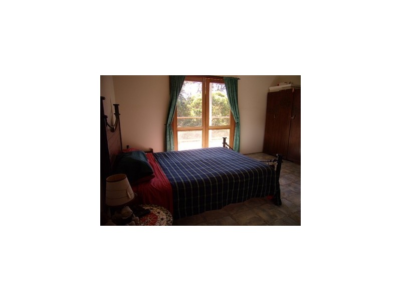 15 Dunnet Road, Nannup WA 6275