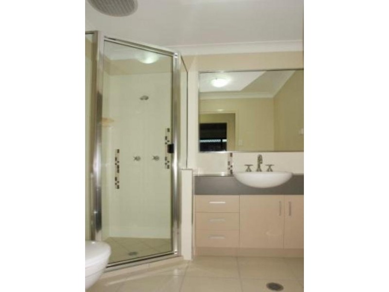 4 Cnr Shakespeare and Macalister Sts, Mackay QLD 4740