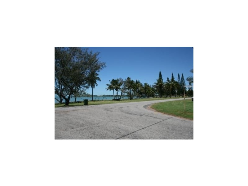 Grasstree Beach QLD 4740