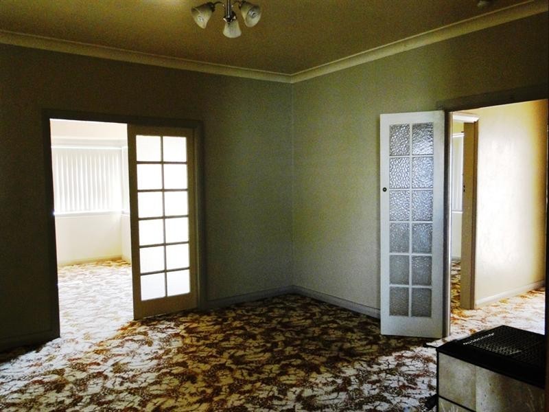 16 Lackey Street, Guyra NSW 2365