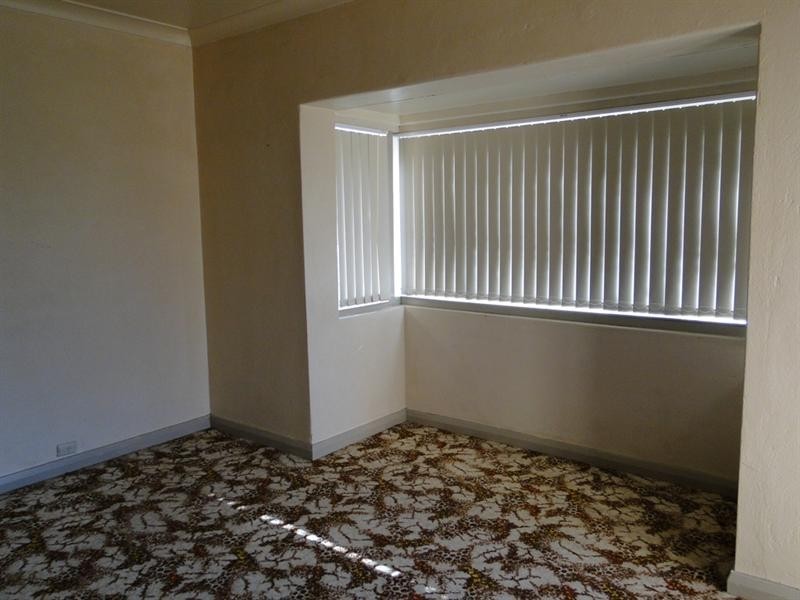 16 Lackey Street, Guyra NSW 2365