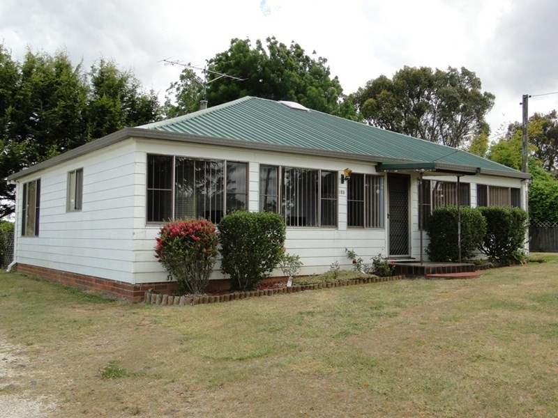 122 Ollera Street, Guyra NSW 2365