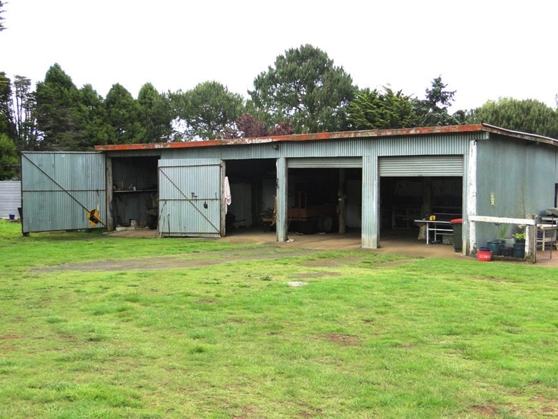 1123 “Old Sherwood” Whites Road, Ben Lomond NSW 2365