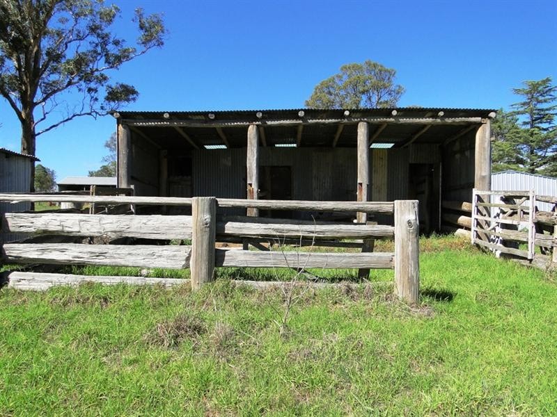542 “Oaklands” Long Point Road, Armidale NSW 2350