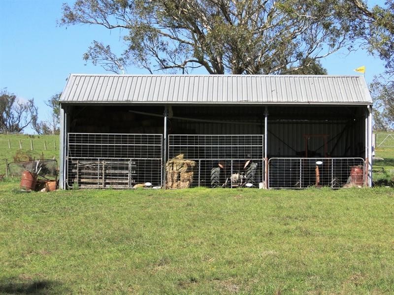 542 “Oaklands” Long Point Road, Armidale NSW 2350