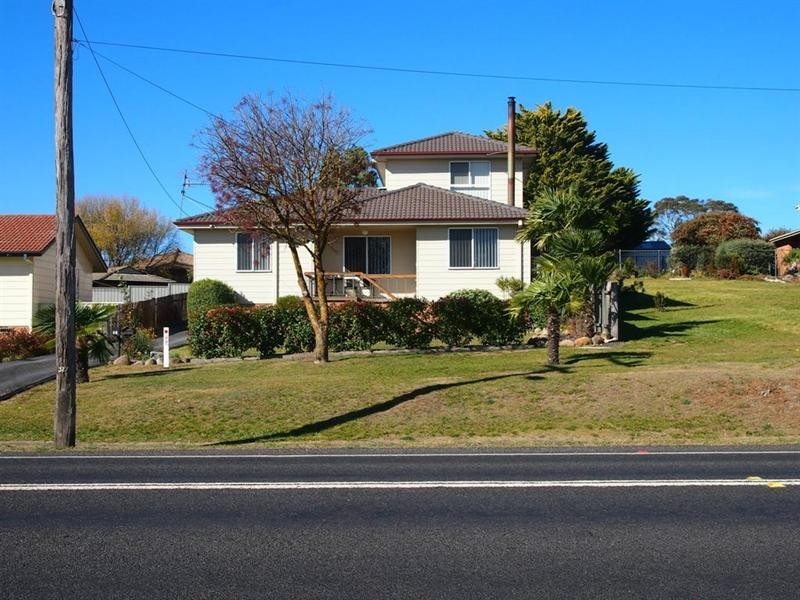 33 Malpas Street, Guyra NSW 2365