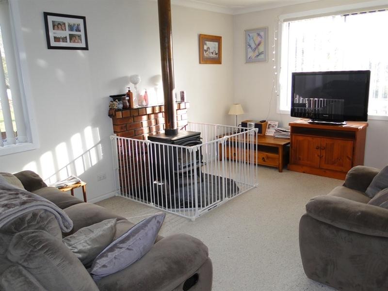 33 Malpas Street, Guyra NSW 2365