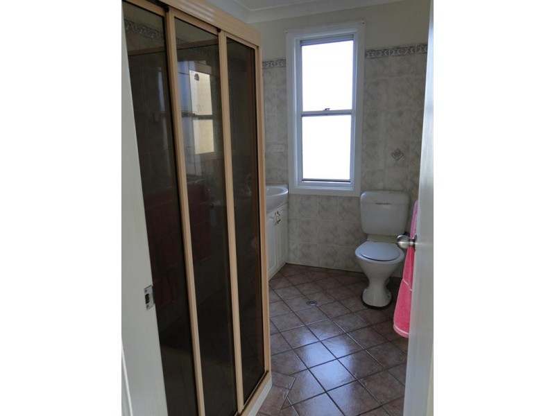 33 Malpas Street, Guyra NSW 2365