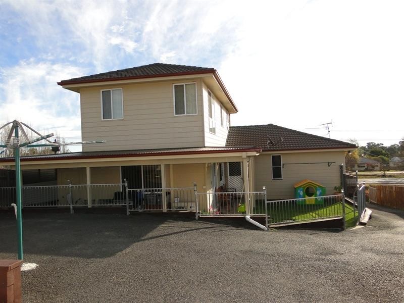 33 Malpas Street, Guyra NSW 2365