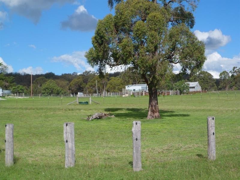 55 ‘Glen Leigh’ Allinghams Road, Uralla NSW 2358