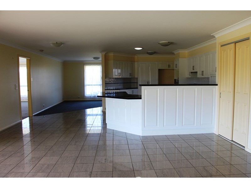 32 Lakeview Road, Guyra NSW 2365