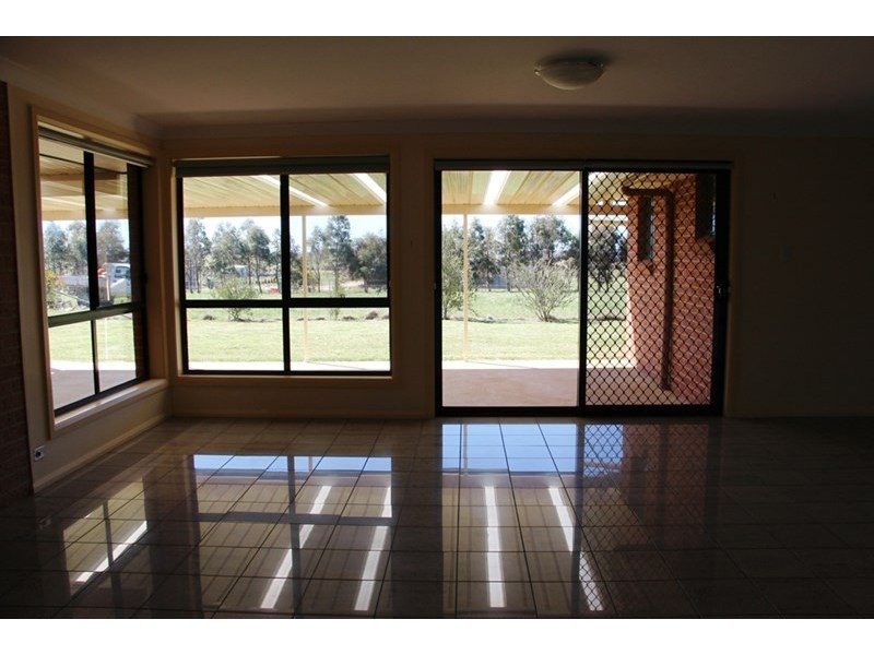 32 Lakeview Road, Guyra NSW 2365