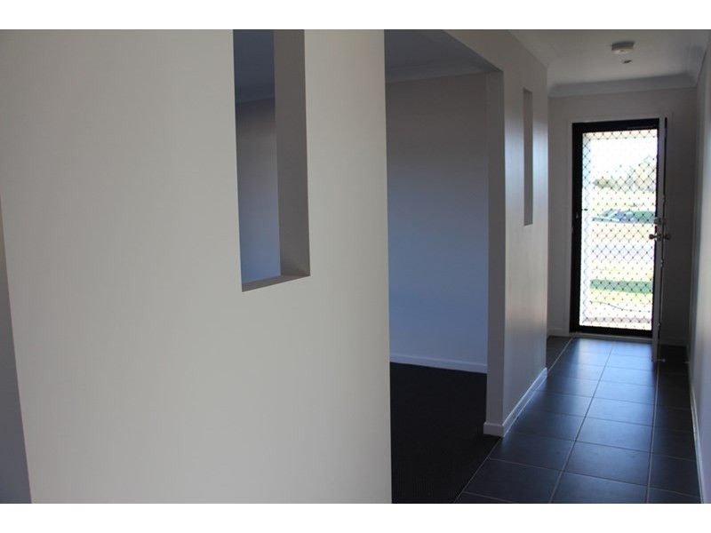 28 Claret Ash Drive, Guyra NSW 2365