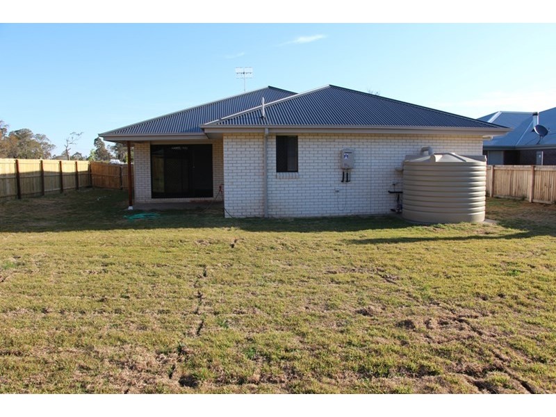 28 Claret Ash Drive, Guyra NSW 2365