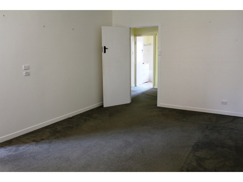 111 Malpas Street, Guyra NSW 2365