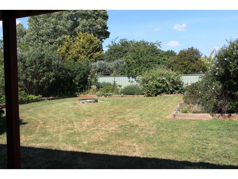 111 Malpas Street, Guyra NSW 2365