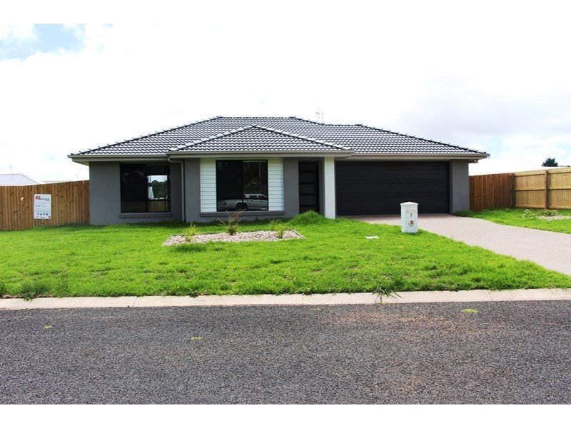 2 White Gum Place, Guyra NSW 2365