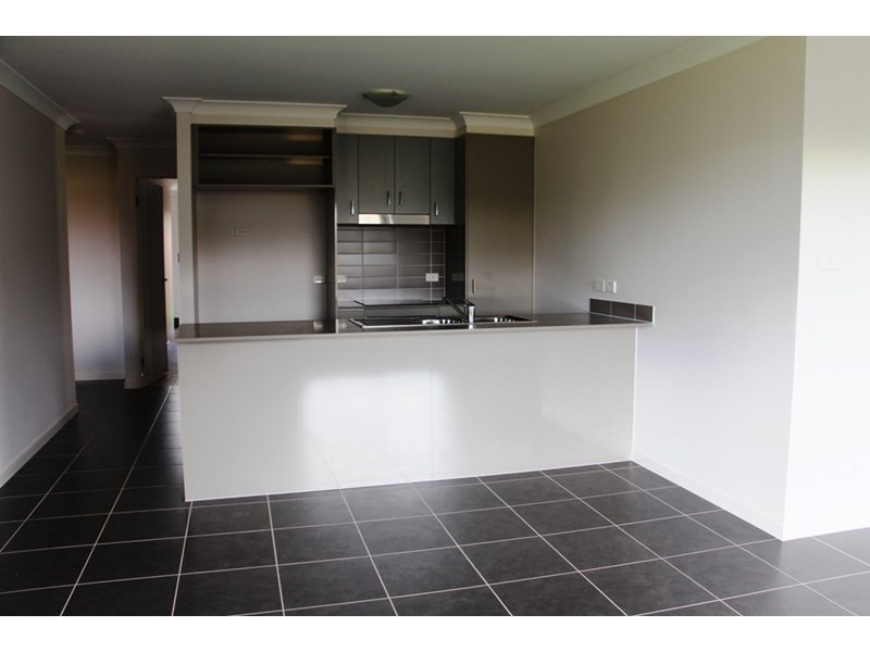 2 White Gum Place, Guyra NSW 2365