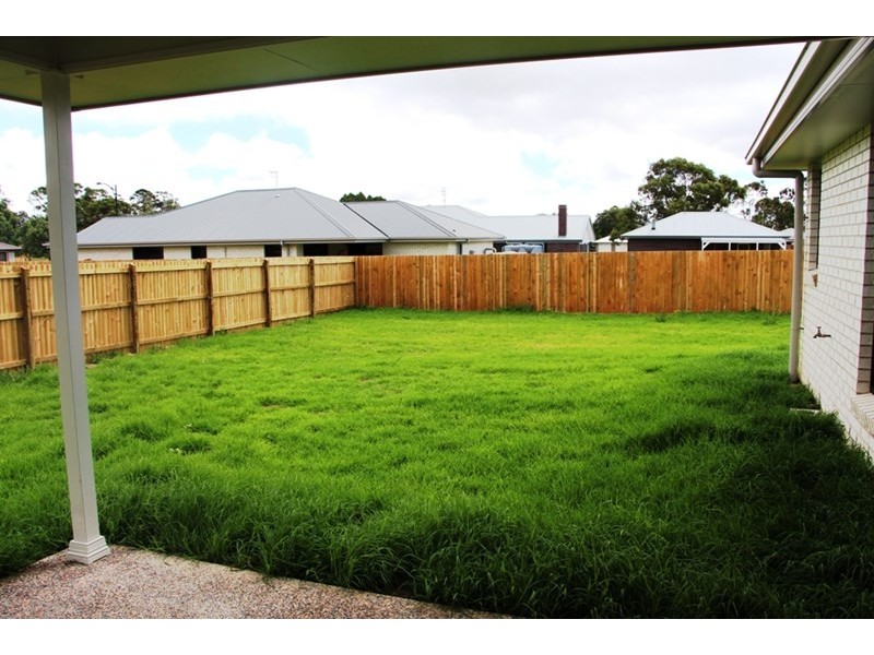 2 White Gum Place, Guyra NSW 2365