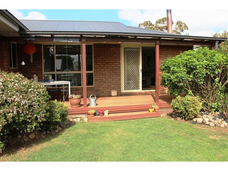 4 Pearson Street, Guyra NSW 2365