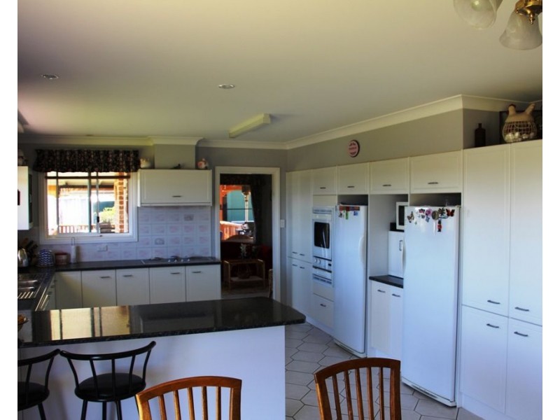 Eliza Farm 3596 Baldersleigh Road, Guyra NSW 2365