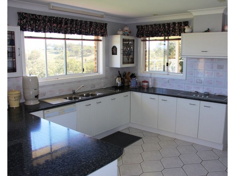 Eliza Farm 3596 Baldersleigh Road, Guyra NSW 2365