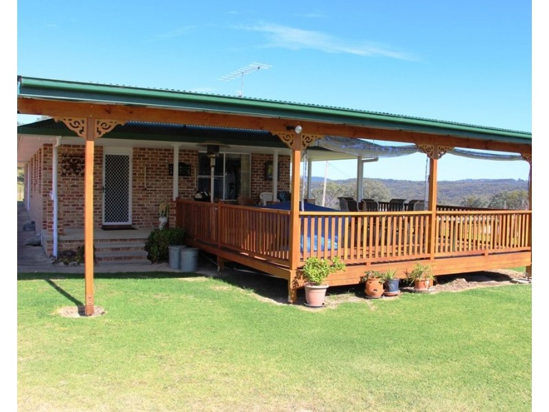 Eliza Farm 3596 Baldersleigh Road, Guyra NSW 2365