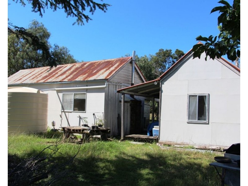 Eliza Farm 3596 Baldersleigh Road, Guyra NSW 2365