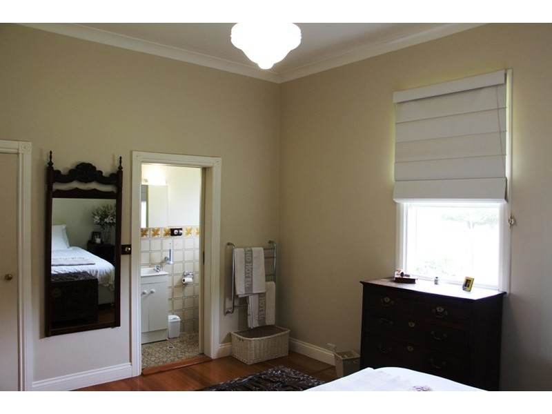 241 Enmore Road, Armidale NSW 2350