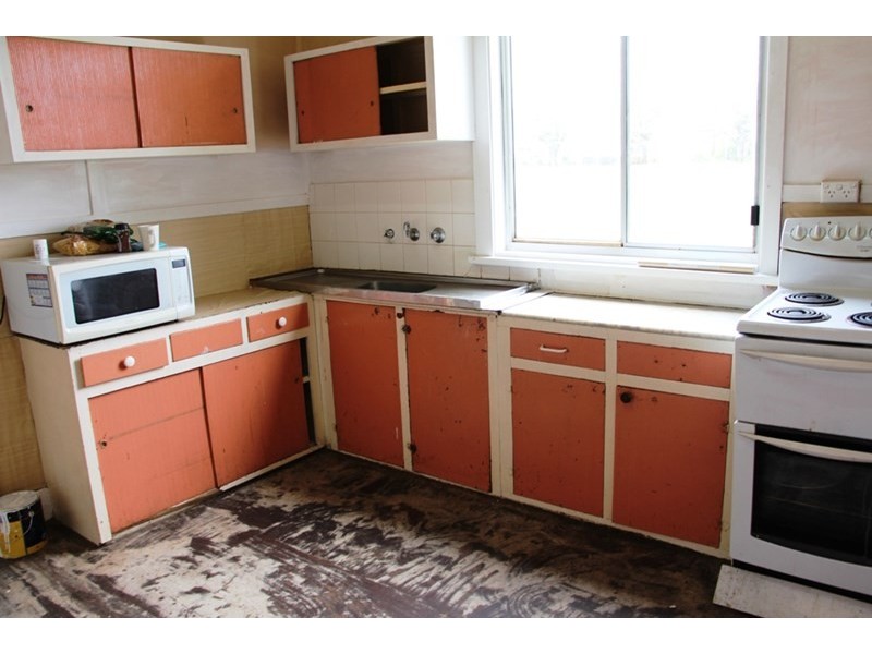 65 Malpas Street, Guyra NSW 2365