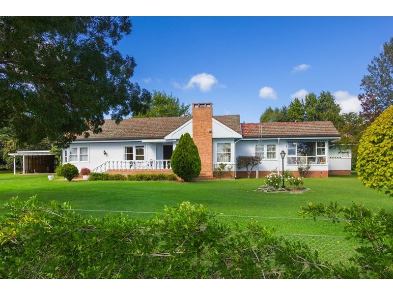 211 Dangars Falls Road, Armidale NSW 2350