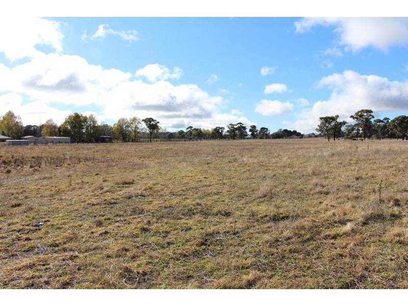 50 – 54 Oban Street, Guyra NSW 2365