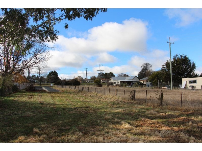 50 – 54 Oban Street, Guyra NSW 2365