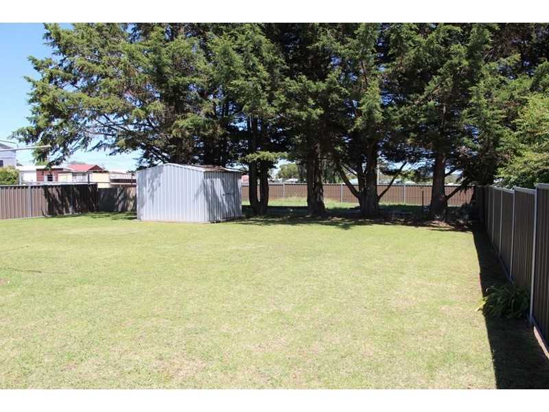 76 Llangothlin Street, Guyra NSW 2365