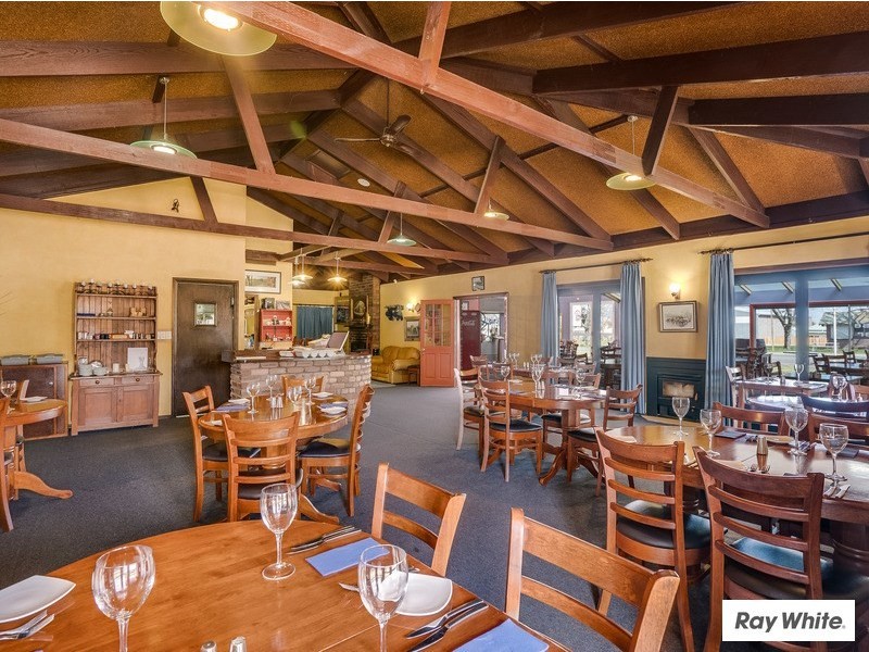 Rafters New England Highway, Guyra NSW 2365