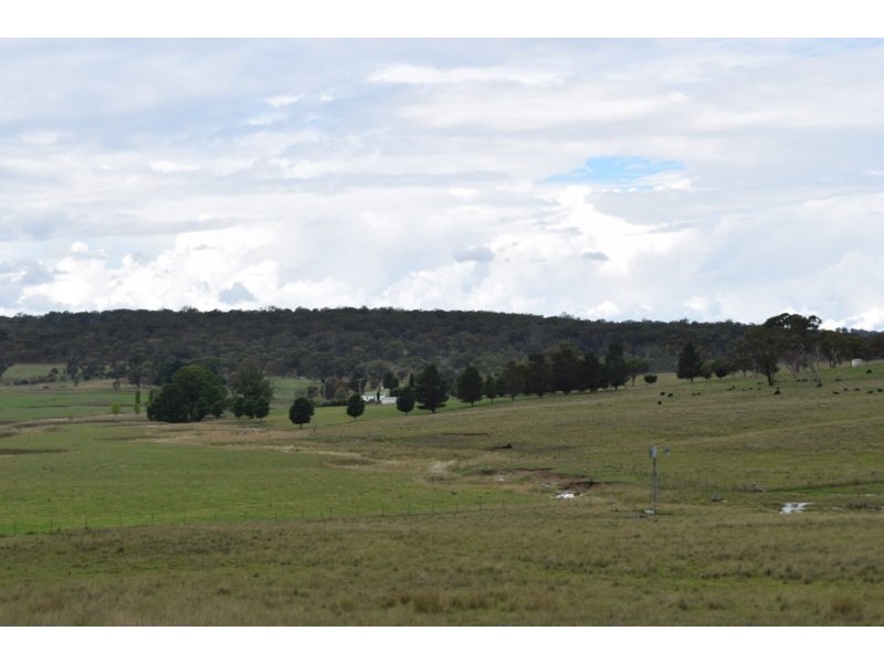 Woodford 205 Chandler Road, Armidale NSW 2350