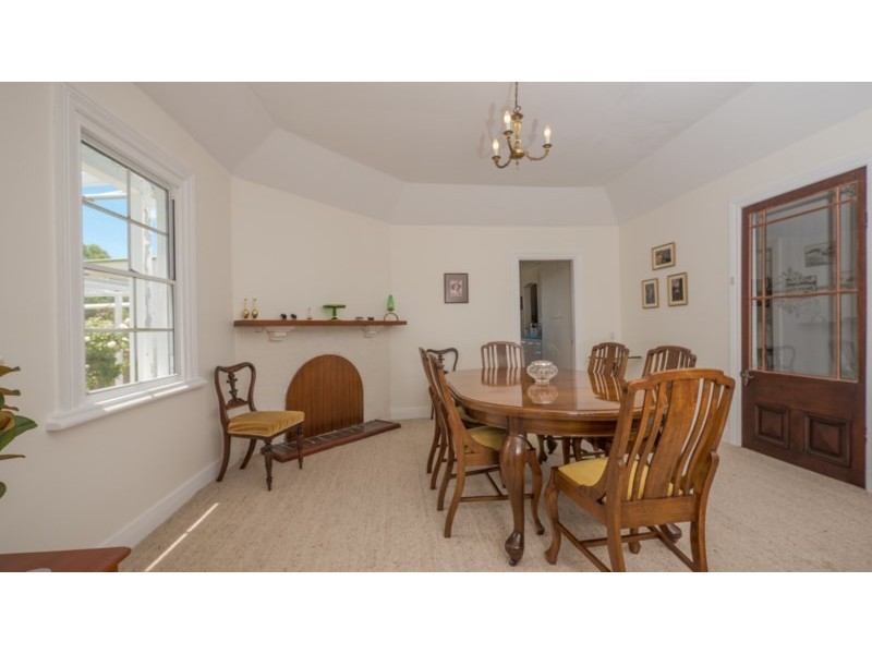 Woodford 205 Chandler Road, Armidale NSW 2350