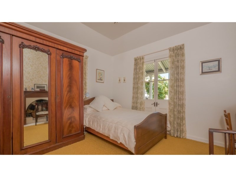 Woodford 205 Chandler Road, Armidale NSW 2350