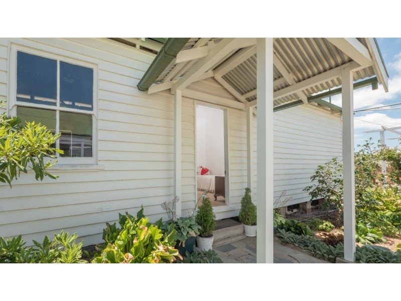 Woodford 205 Chandler Road, Armidale NSW 2350