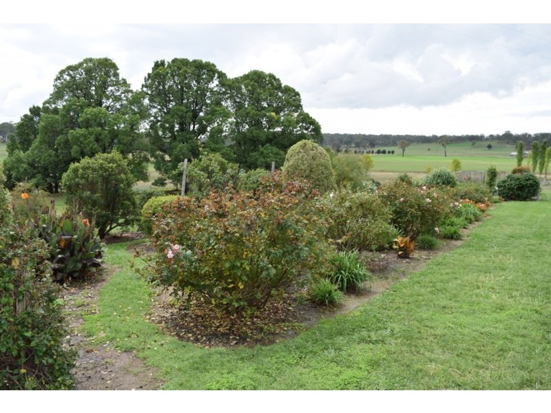 Woodford 205 Chandler Road, Armidale NSW 2350