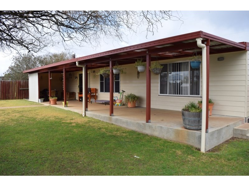 19 O’Donnell Avenue, Guyra NSW 2365