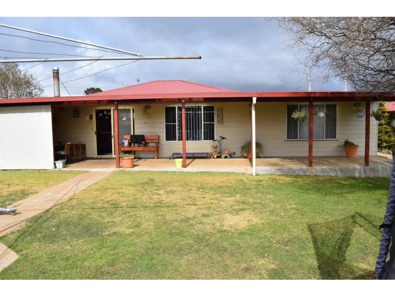 19 O’Donnell Avenue, Guyra NSW 2365