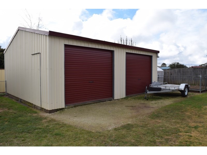 19 O’Donnell Avenue, Guyra NSW 2365