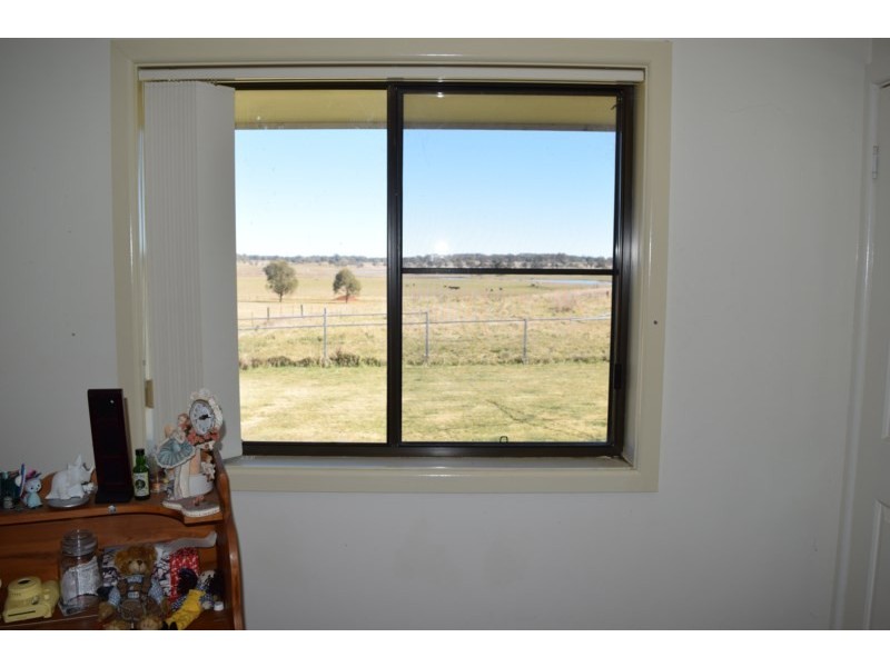 42 Robinson Lane, Guyra NSW 2365