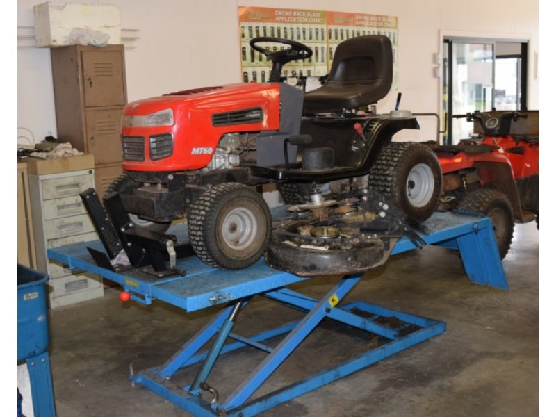 6 Nincoola Street, Guyra NSW 2365