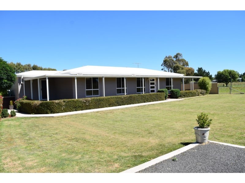 32-38 Stevenson Street, Guyra NSW 2365