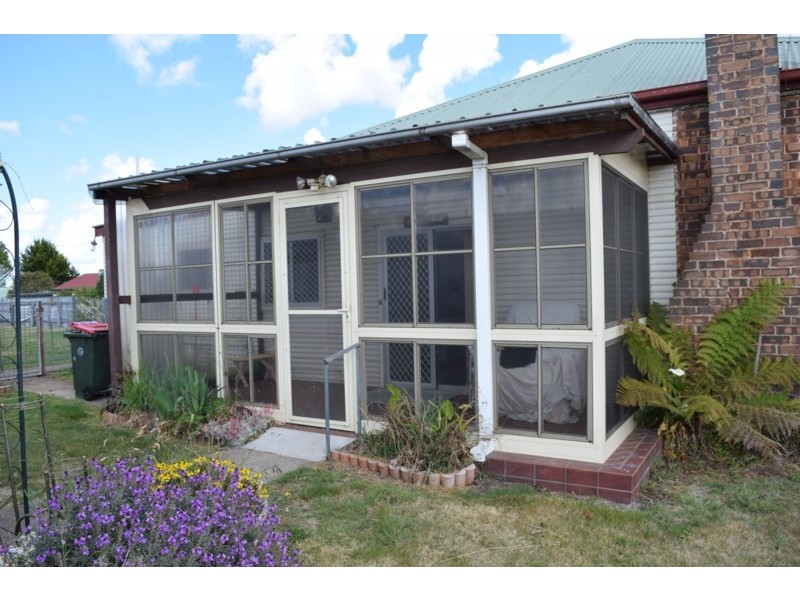 96 Ollera Street, Guyra NSW 2365